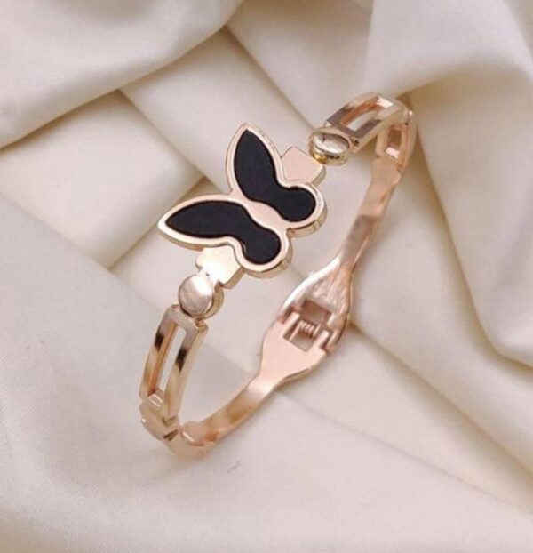 Butterfly Bracelet – Elegant Rose Gold Cuff